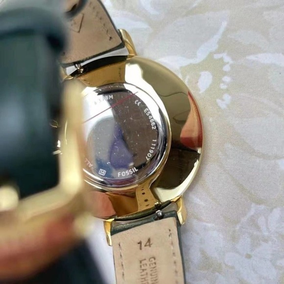 Fossil ES4662 Kalya Three-Hand Dark Green Leather Watch - Picture 5 of 5